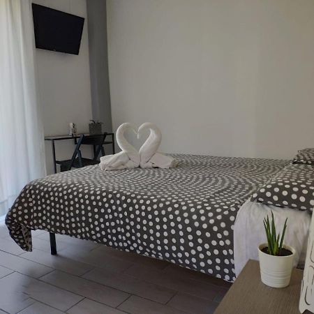 Sweet House Self Check-In 24H Hotel Cavallasca Luaran gambar